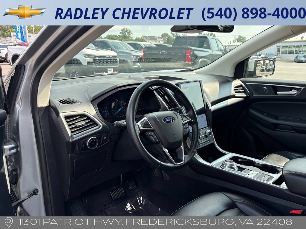 Used 2024 Ford Edge SEL AWD/4WD image 4