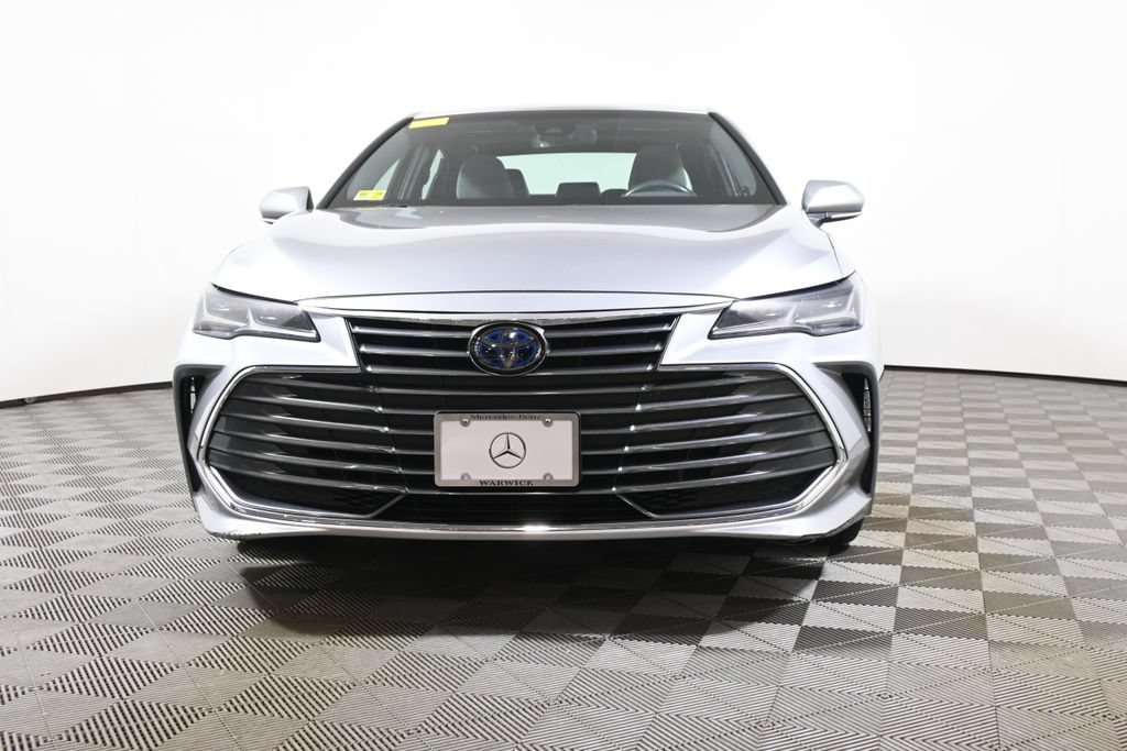 Used 2019 Toyota Avalon Limited FWD image 10