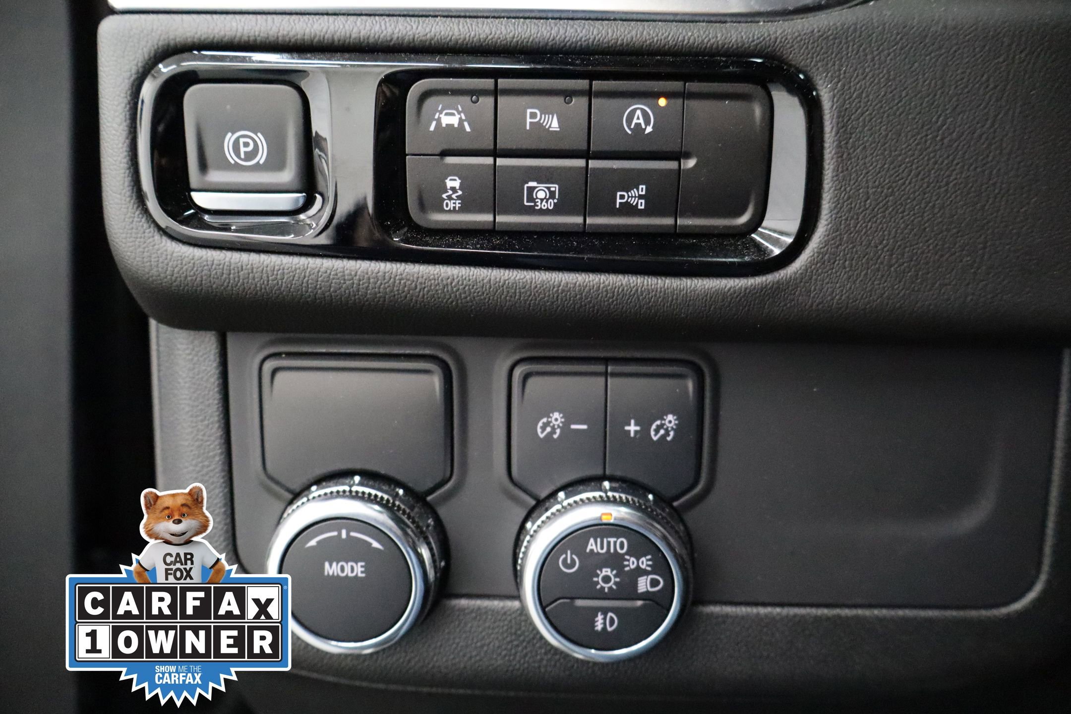 Used 2025 GMC Yukon Denali image 12