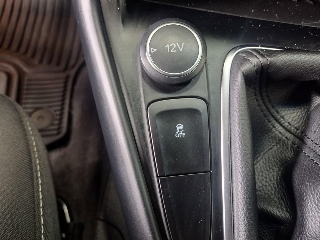 Used 2017 Ford Focus ST image 29