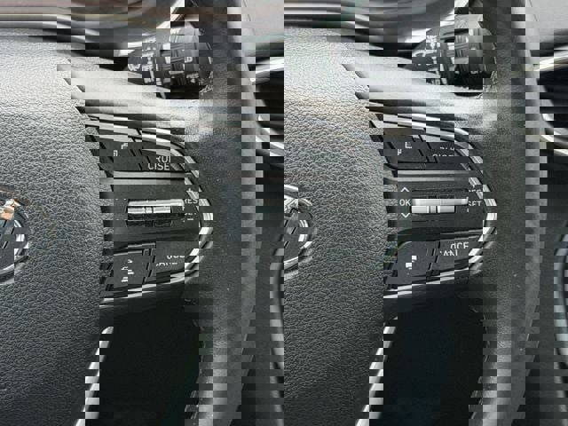 Used 2020 Hyundai Santa Fe SEL w/ Convenience Package image 14