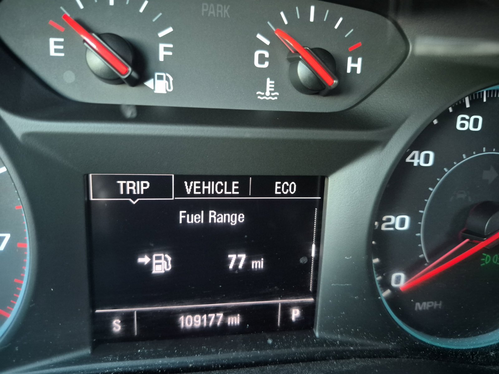 Used 2021 Chevrolet Traverse LS FWD image 14