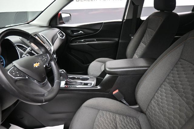 Used 2019 Chevrolet Equinox LT FWD image 16