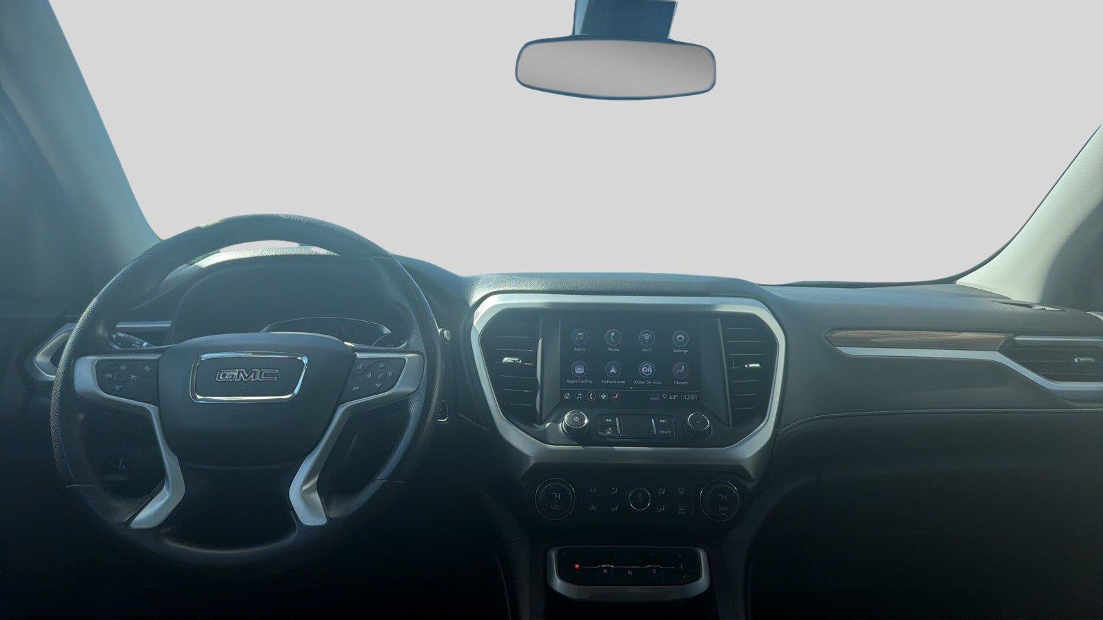 Used 2023 GMC Acadia SLE w/ Driver Convenience Package FWD image 9
