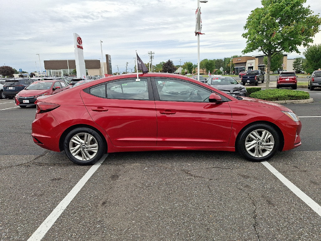 Used 2019 Hyundai Elantra Value Edition FWD image 7