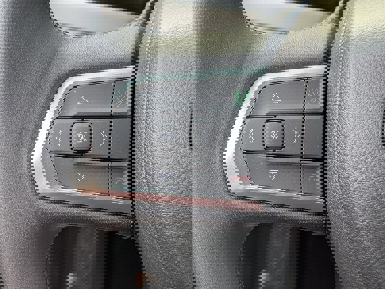 New 2025 Jeep Compass Limited w/ Sun & Sound Group image 17