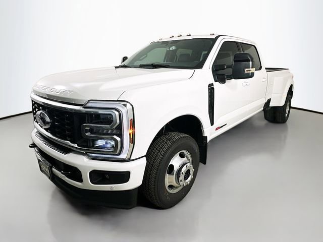 New 2026 Ford F350 Platinum image 3