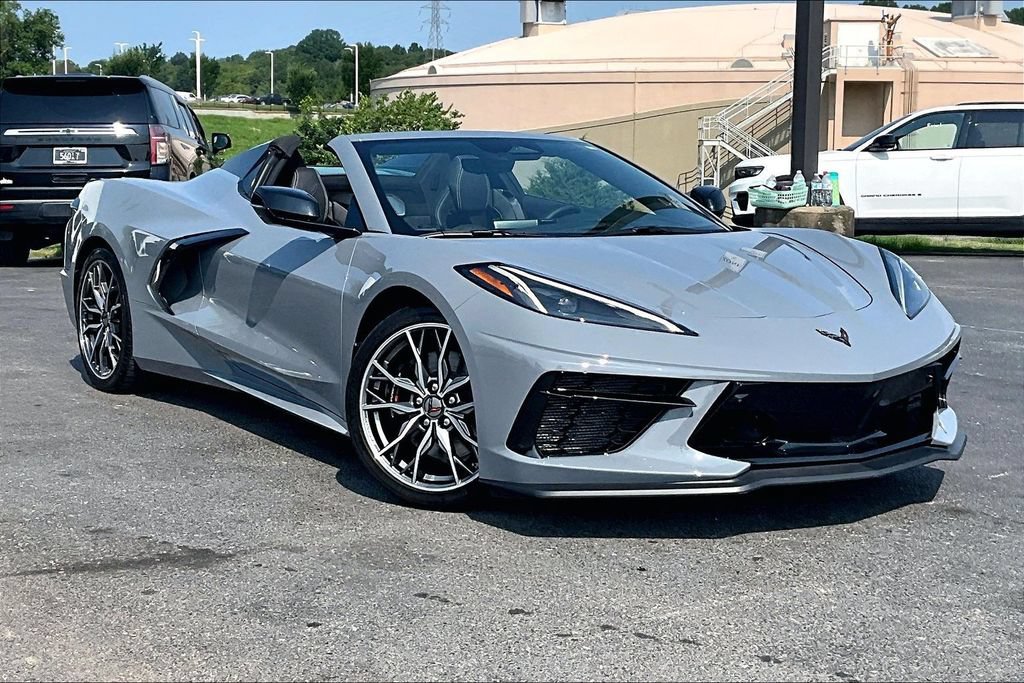 Used 2025 Chevrolet Corvette Stingray Preferred Conv w/ Z51 Performance Package RWD image 33