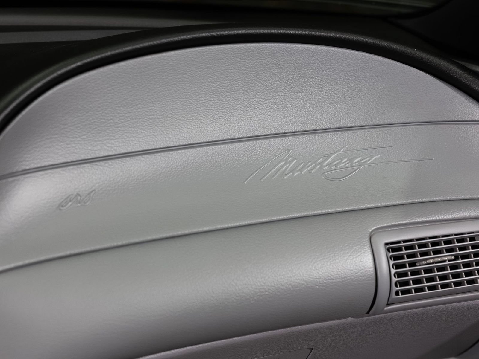 Used 1995 Ford Mustang GT RWD image 33