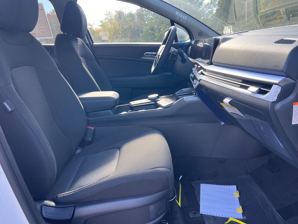 New 2026 Kia Sportage S image 14