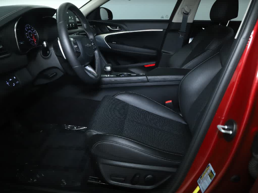 Used 2021 Genesis G70 2.0T AWD/4WD image 18