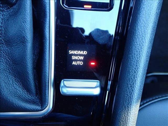 New 2026 Jeep Compass Limited image 23