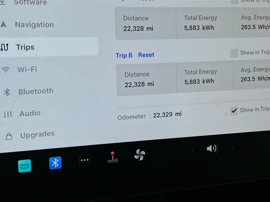 Used 2025 Tesla Model Y Long Range AWD/4WD image 10
