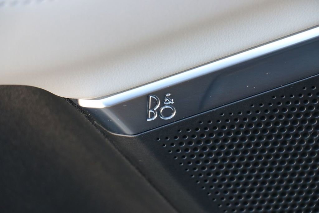 New 2025 Ford Expedition Platinum w/ Driver's Package image 16