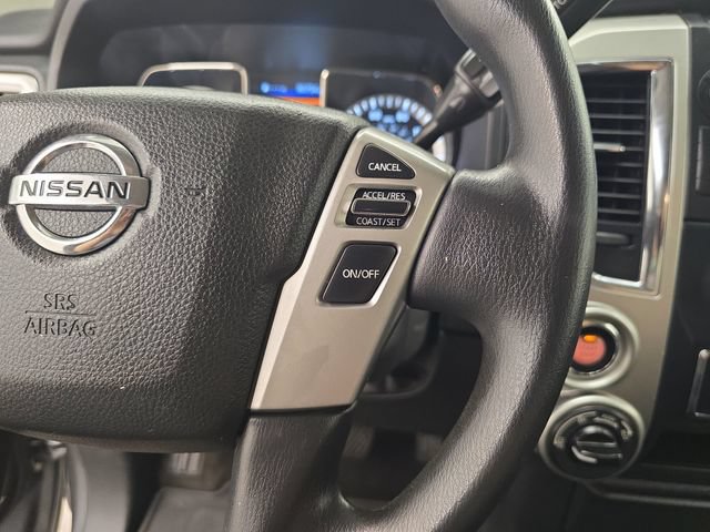 Used 2019 Nissan Titan SV AWD/4WD image 31
