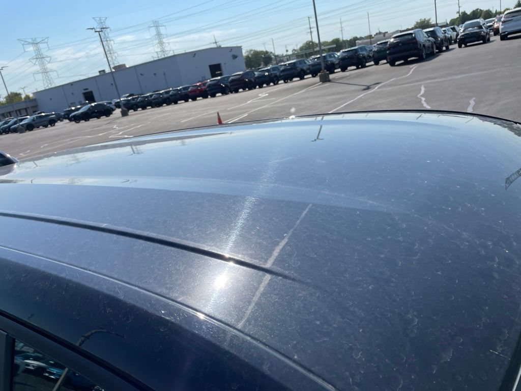 Used 2026 Chevrolet Equinox LT AWD/4WD image 8