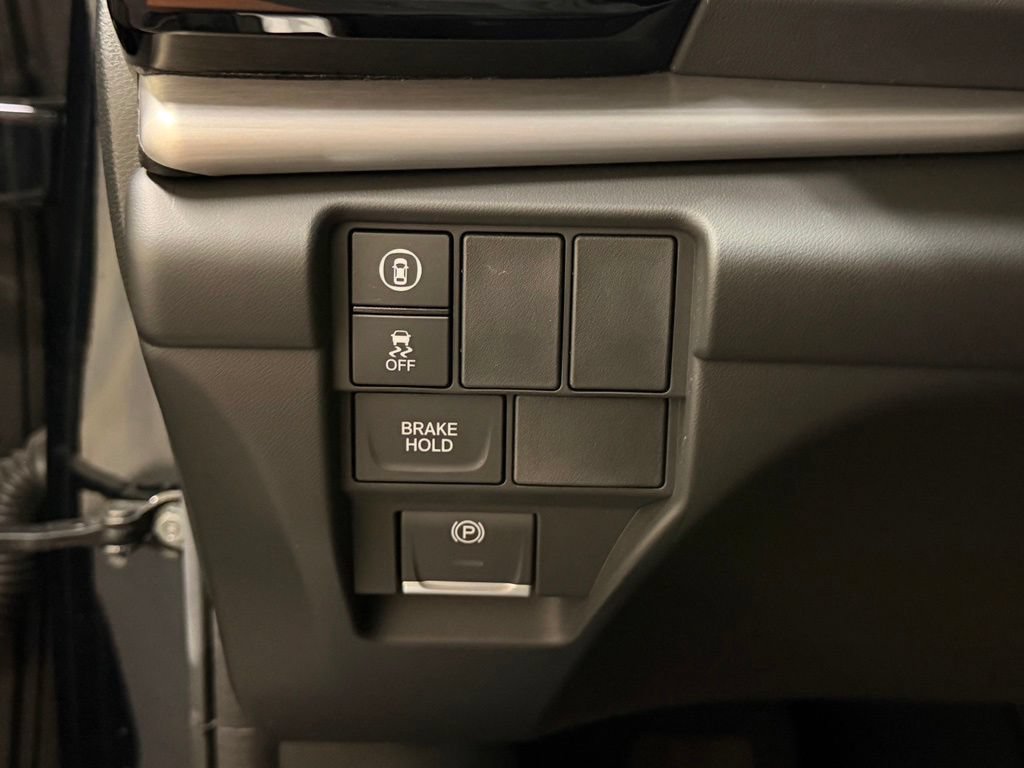 Used 2024 Acura RDX SH-AWD image 17