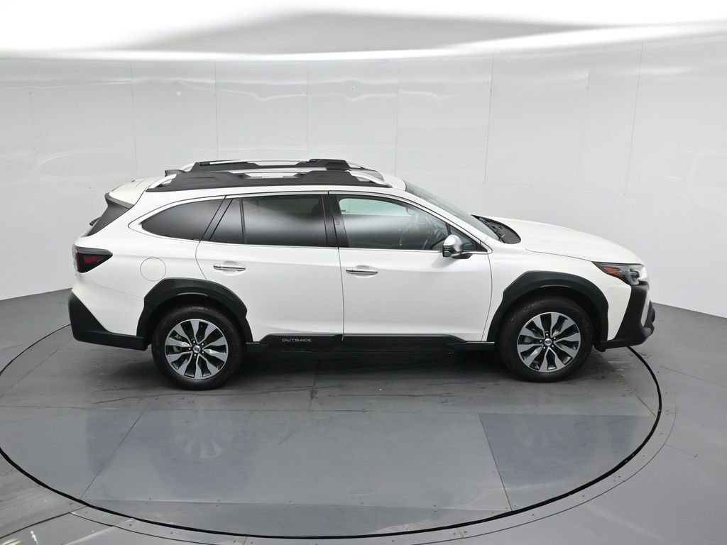 Used 2024 Subaru Outback Touring XT image 40