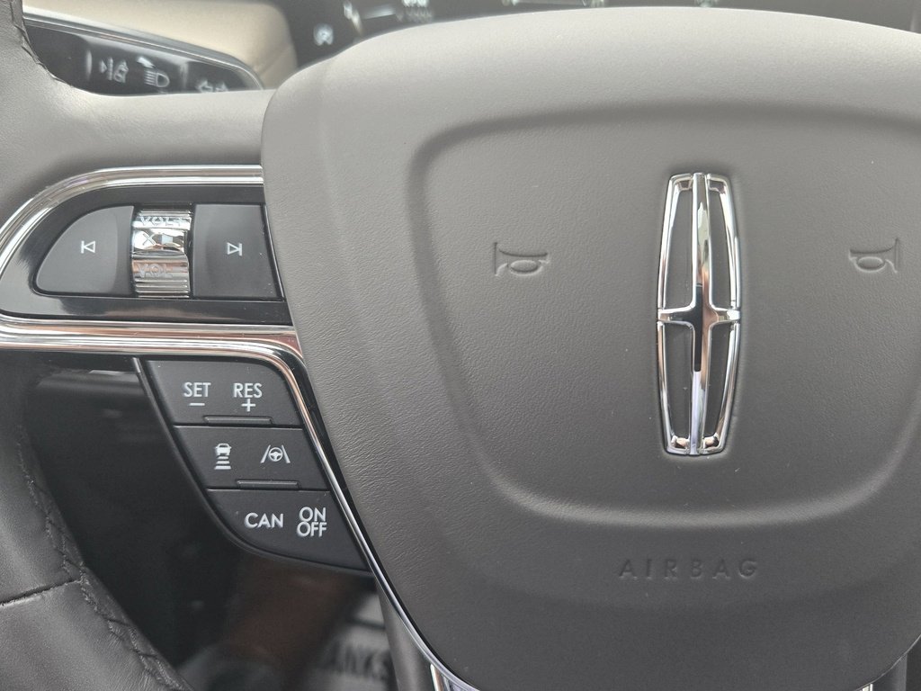 Certified 2023 Lincoln Nautilus Reserve image 18