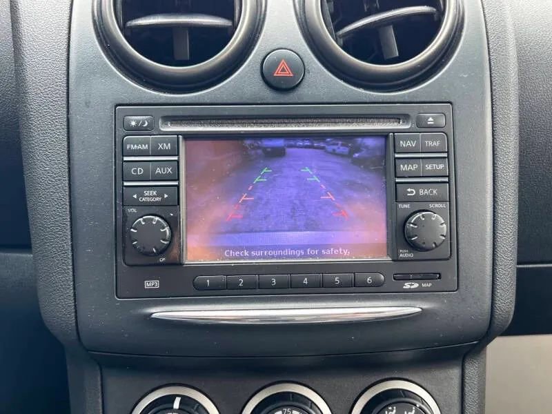 Used 2013 Nissan Rogue SV w/ Premium Pkg image 20