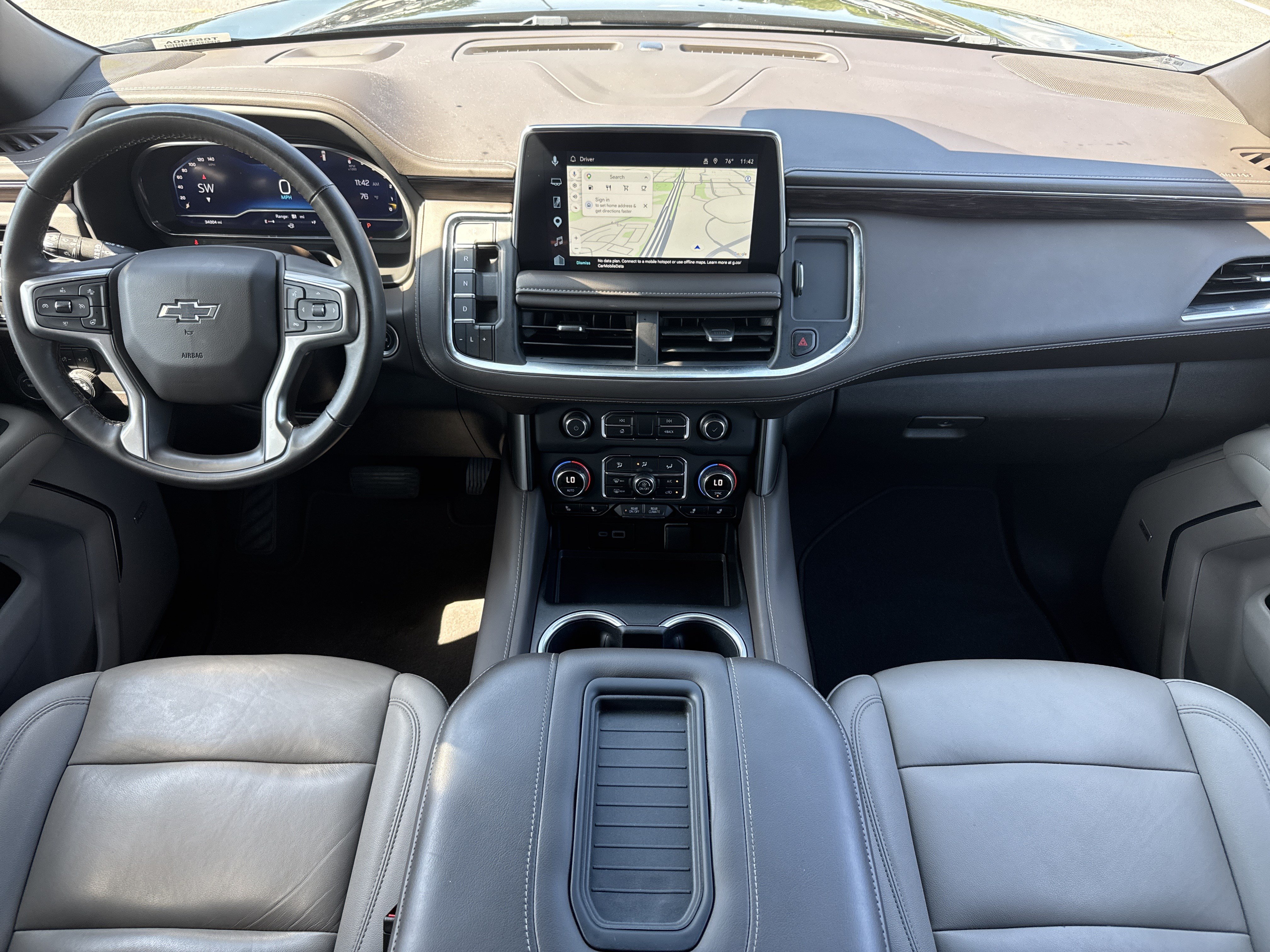 Used 2024 Chevrolet Tahoe Z71 w/ Luxury Package AWD/4WD image 30