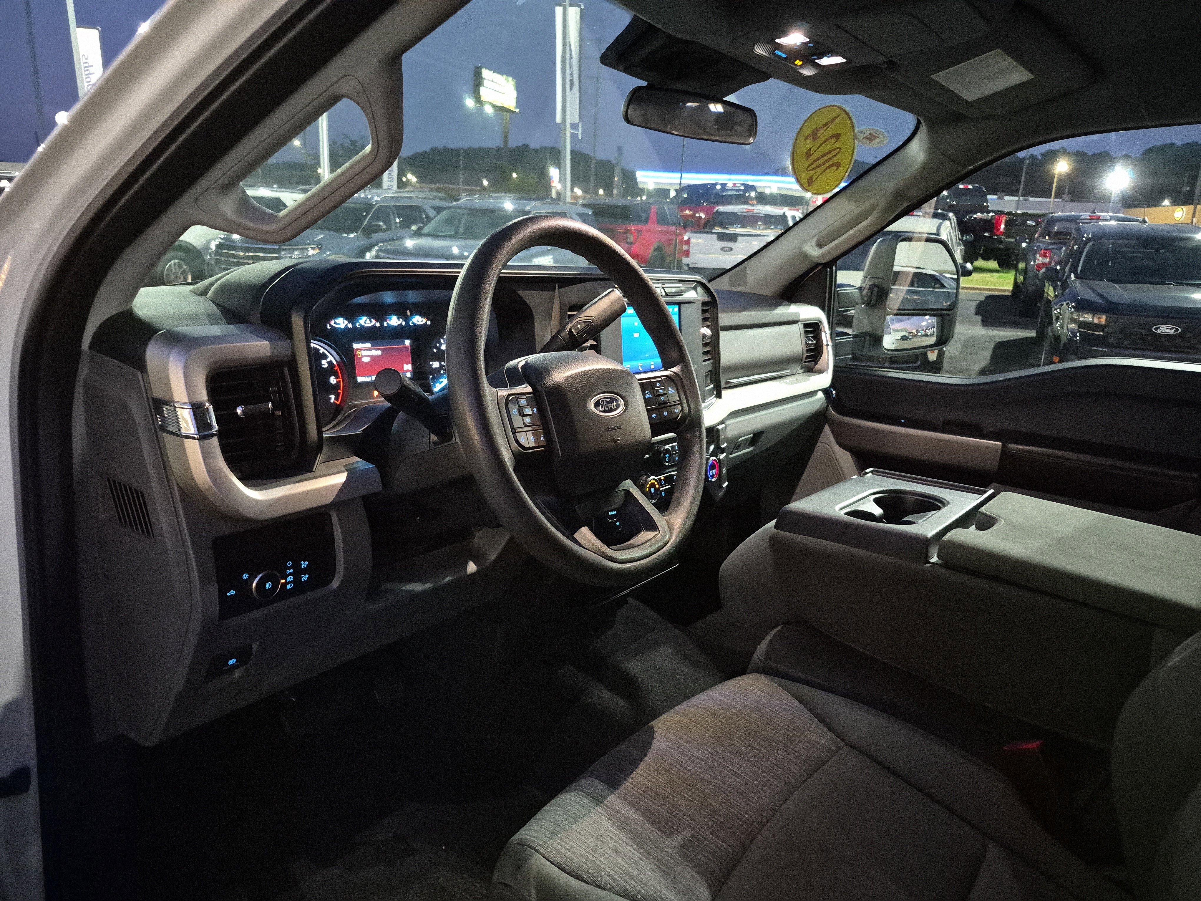 Used 2024 Ford F250 XLT image 14