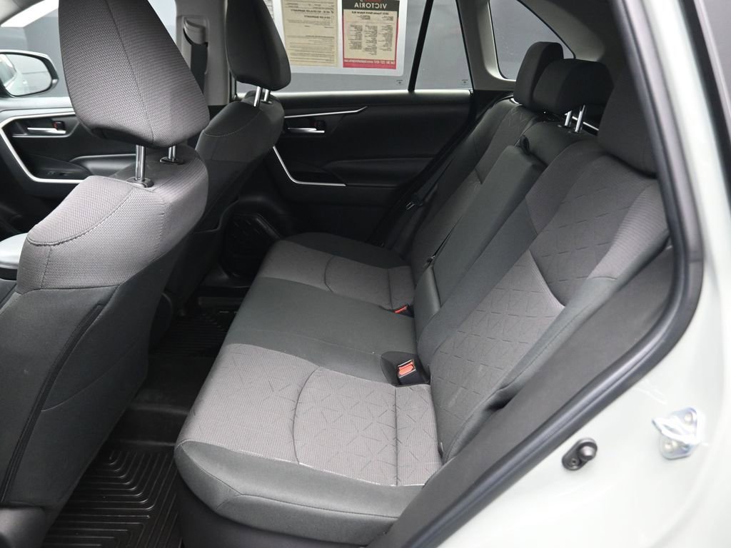 Used 2023 Toyota RAV4 XLE w/ Convenience Package image 11