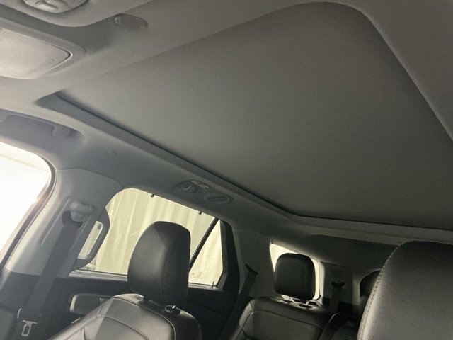 Used 2022 Ford Explorer Limited w/ Hybrid Equipment Group 310A image 17