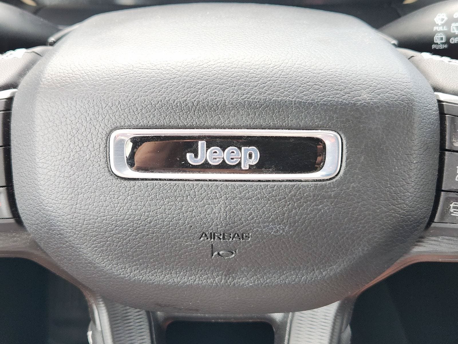 Used 2024 Jeep Grand Cherokee Laredo X w/ Luxury Tech Group I AWD/4WD image 40