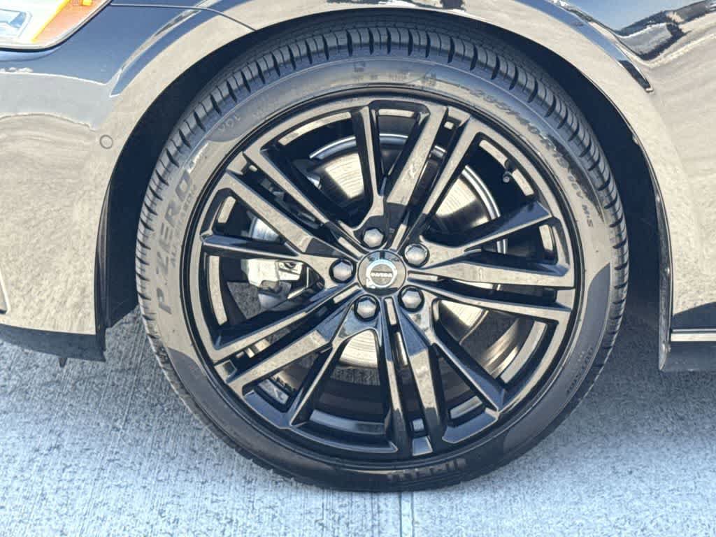 Used 2024 Volvo S60 B5 Plus w/ Climate Package image 11