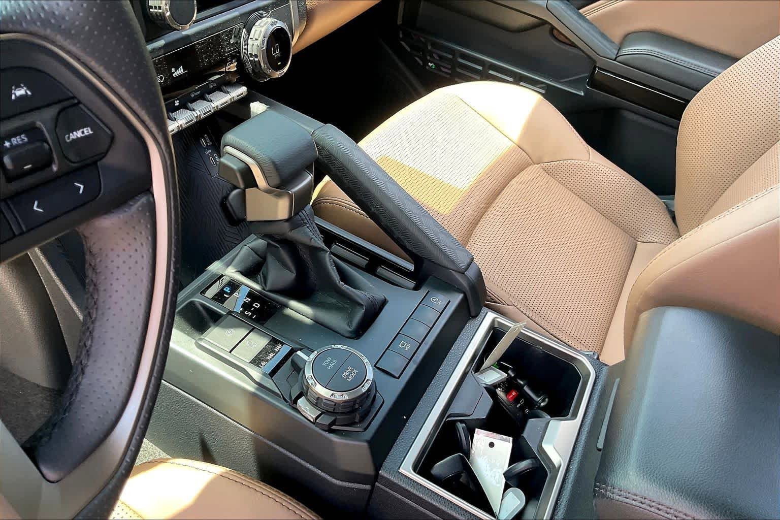 Used 2026 Toyota 4Runner Limited AWD/4WD image 16