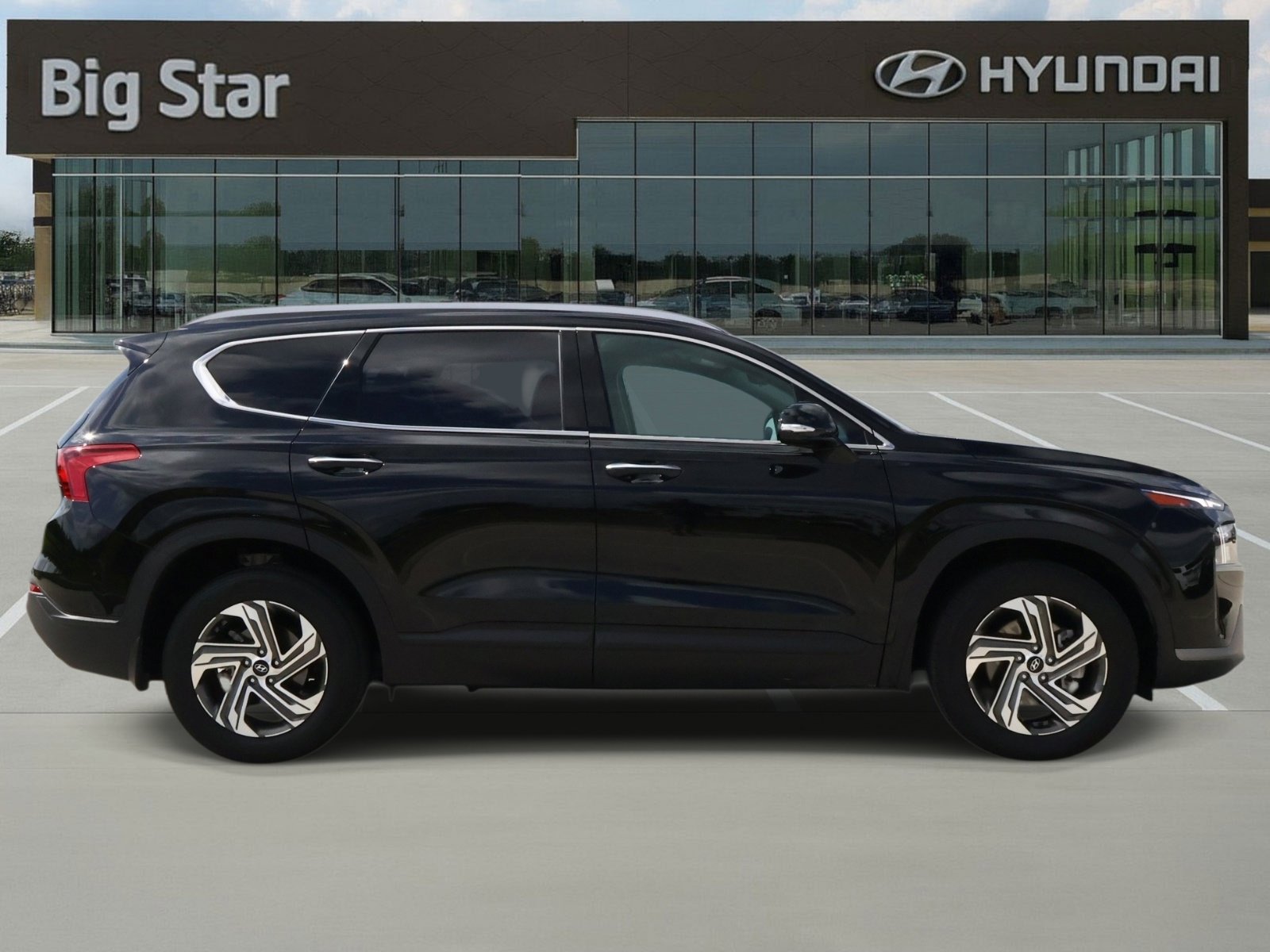 Used 2023 Hyundai Santa Fe SEL image 5