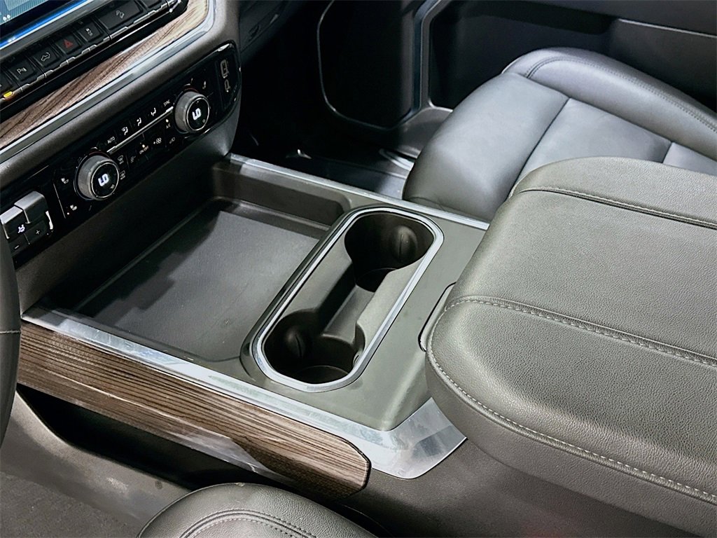 Used 2025 Chevrolet Silverado 2500 LT w/ Trail Boss Package image 17