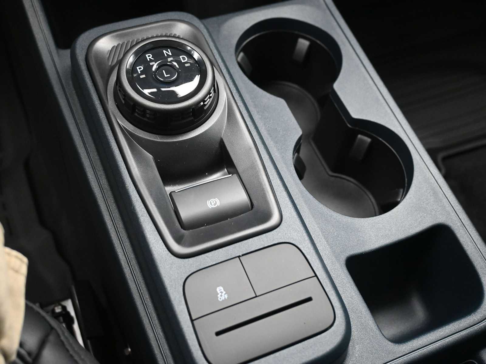 New 2026 Ford Maverick Lariat w/ Black Appearance Package image 18