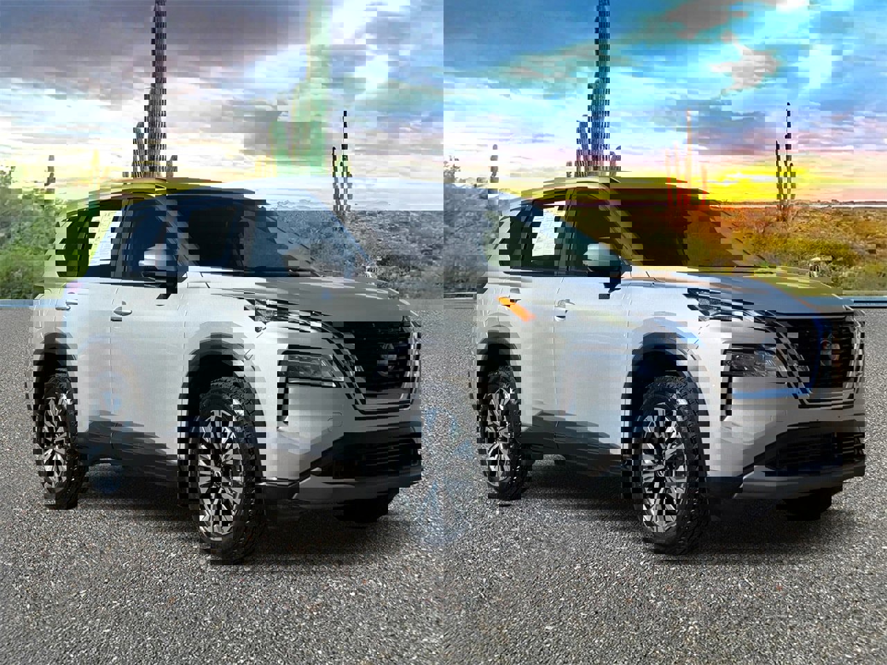 Used 2023 Nissan Rogue SV image 2