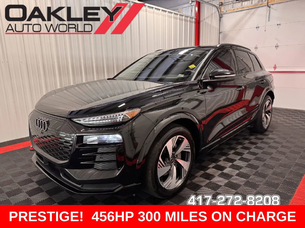 Used 2025 Audi Q6 e-tron Prestige w/ 20" Wheel Package AWD/4WD image 1