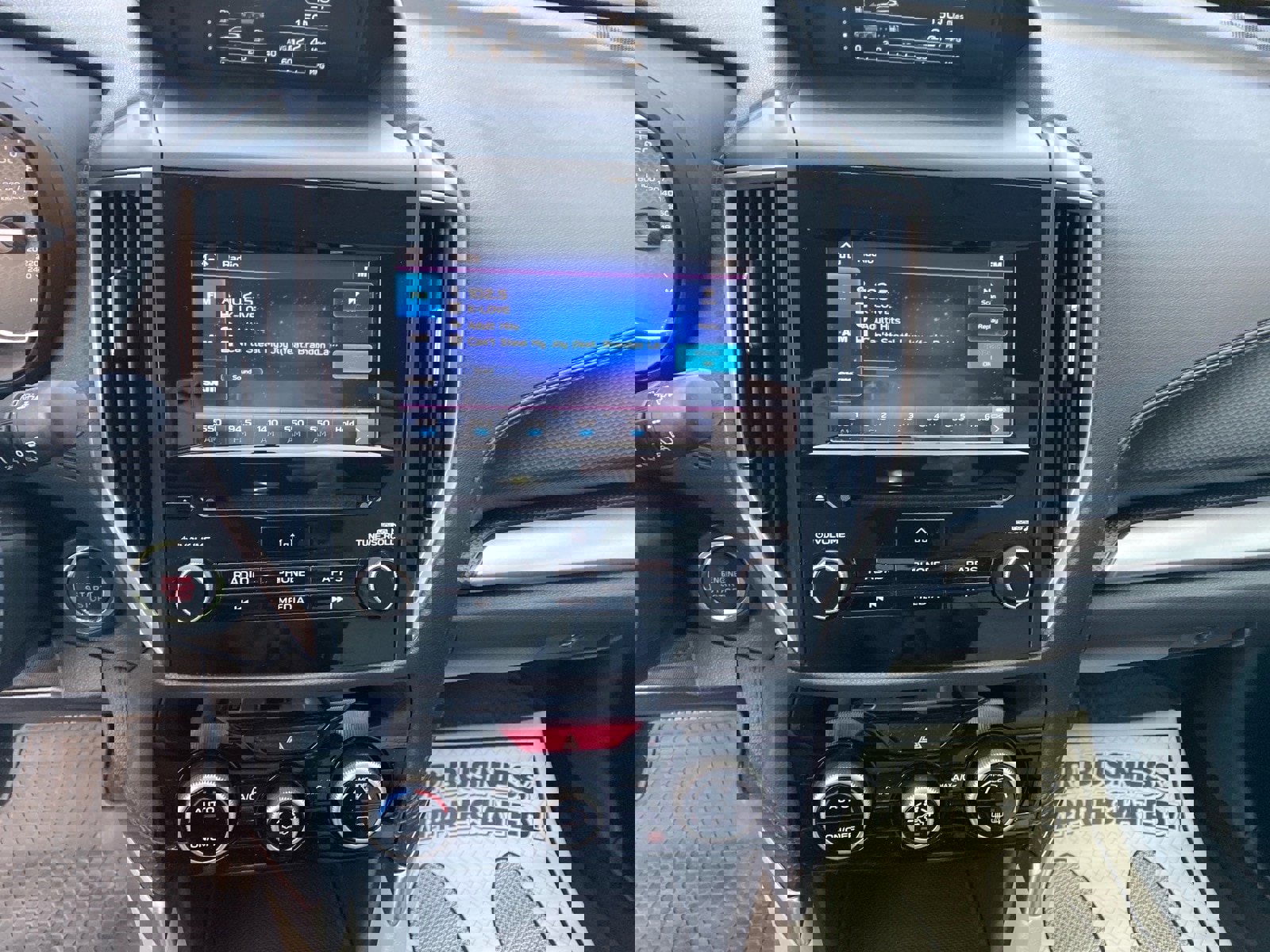 Used 2020 Subaru Forester Premium image 11