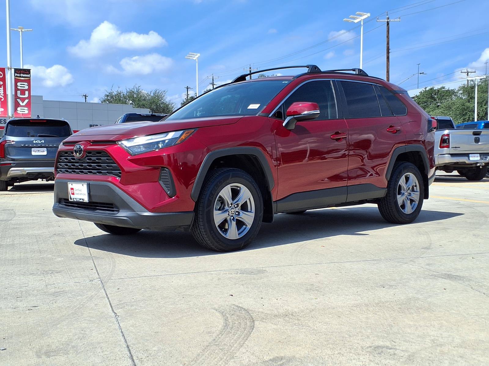 Certified 2023 Toyota RAV4 XLE FWD image 1