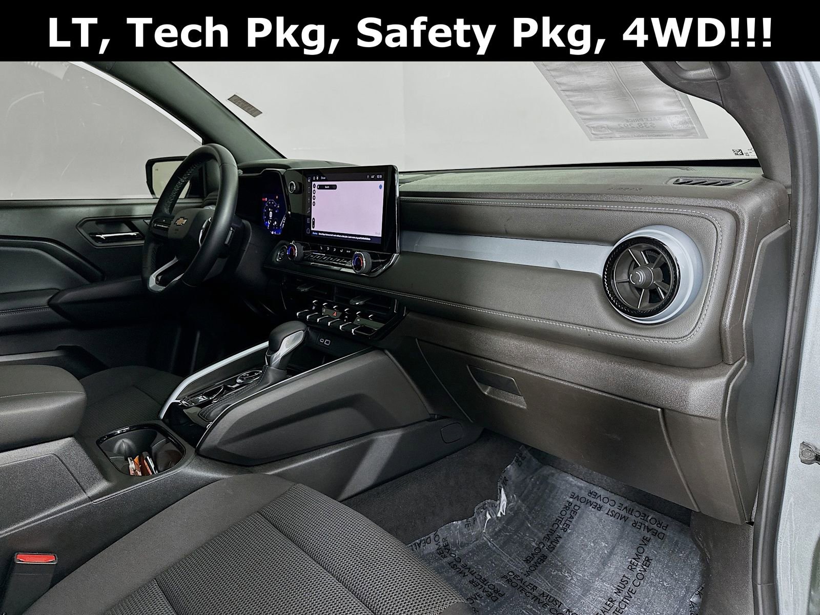 Used 2024 Chevrolet Colorado LT w/ LT Convenience Package II image 30