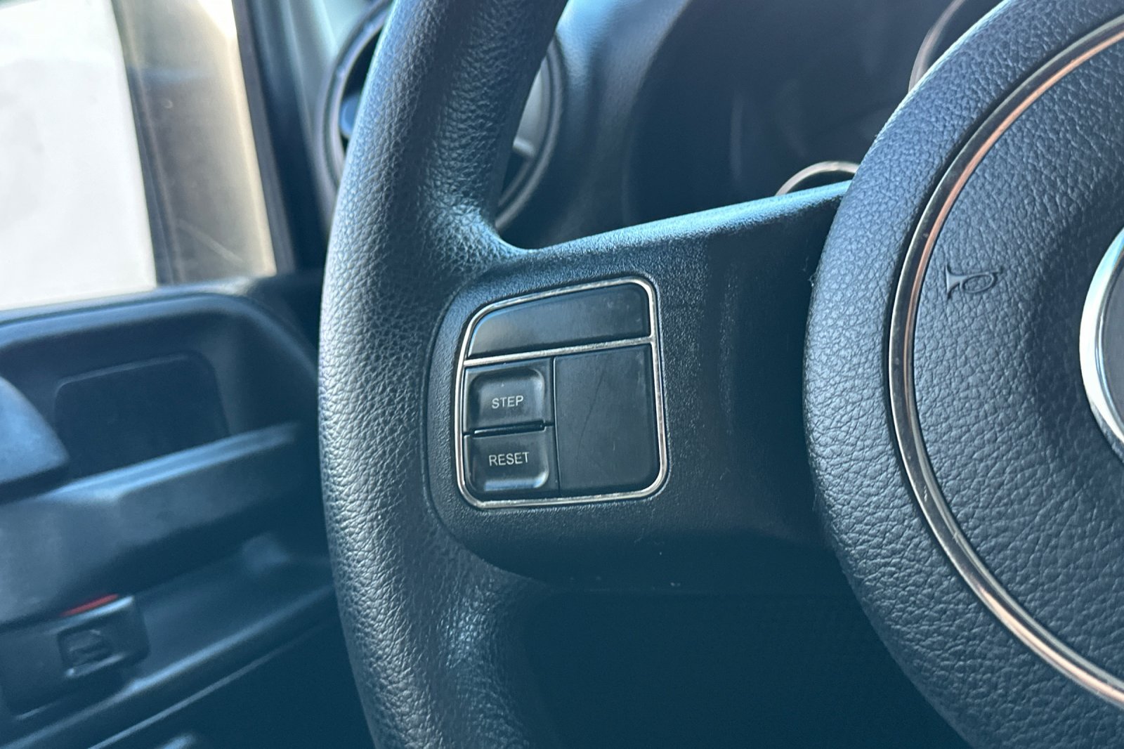 Used 2012 Jeep Wrangler Sport AWD/4WD image 33