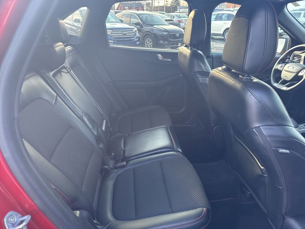 Certified 2023 Ford Escape ST-Line w/ Tech Pack #1 image 31