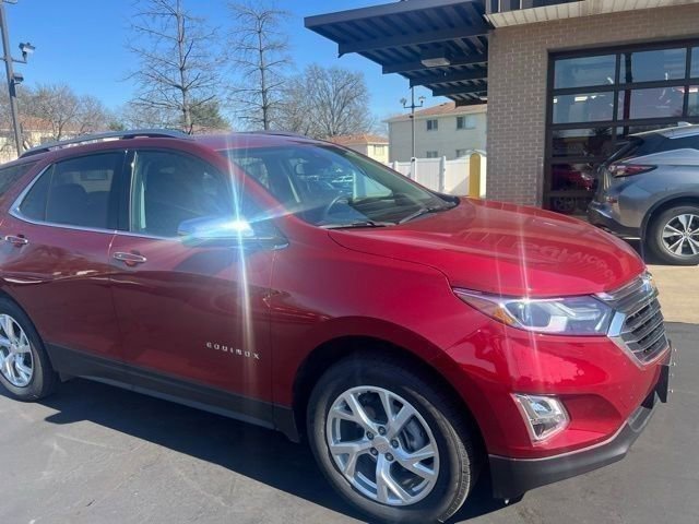 Used 2021 Chevrolet Equinox Premier image 3