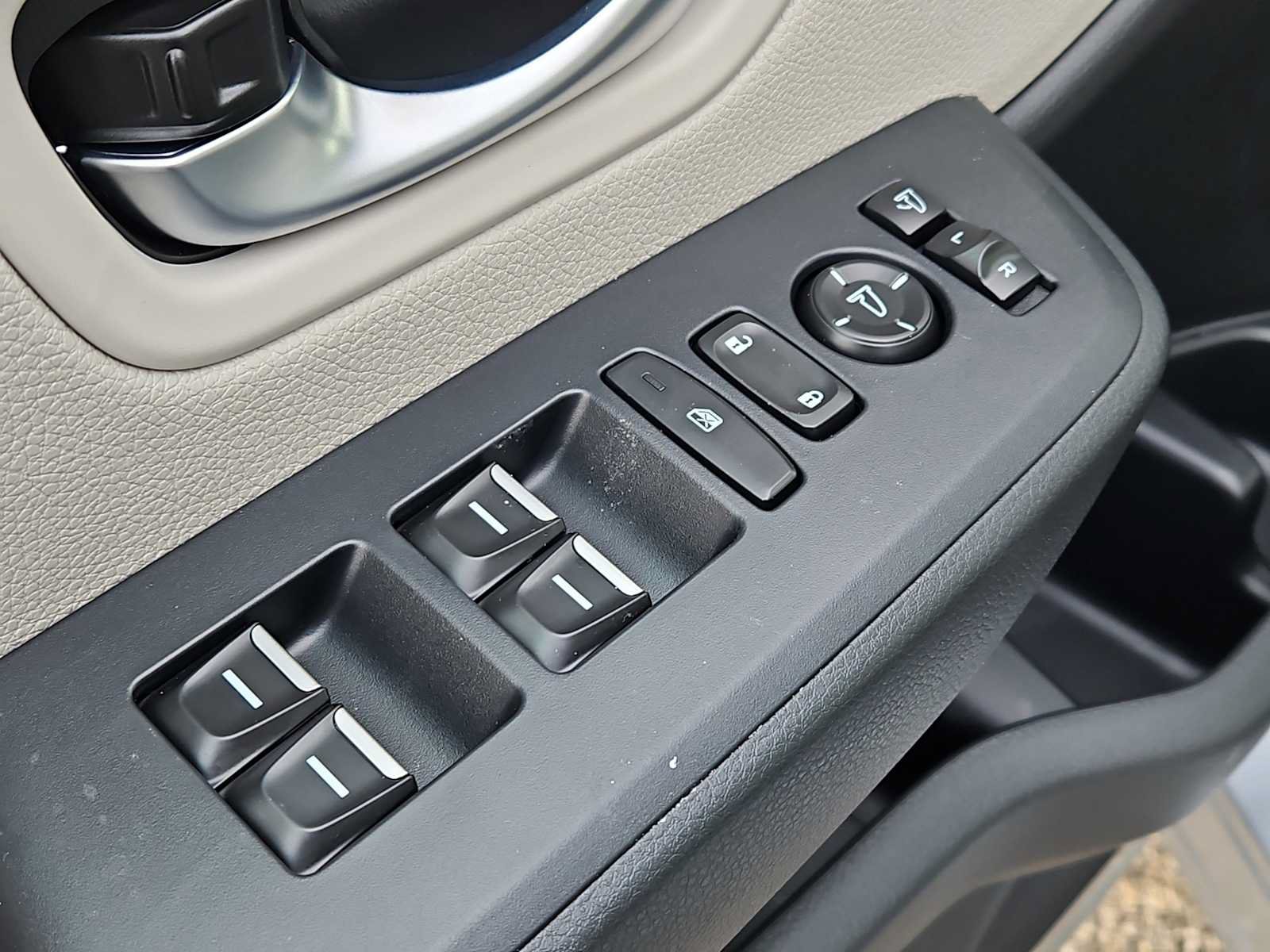 New 2026 Honda Pilot Touring image 21