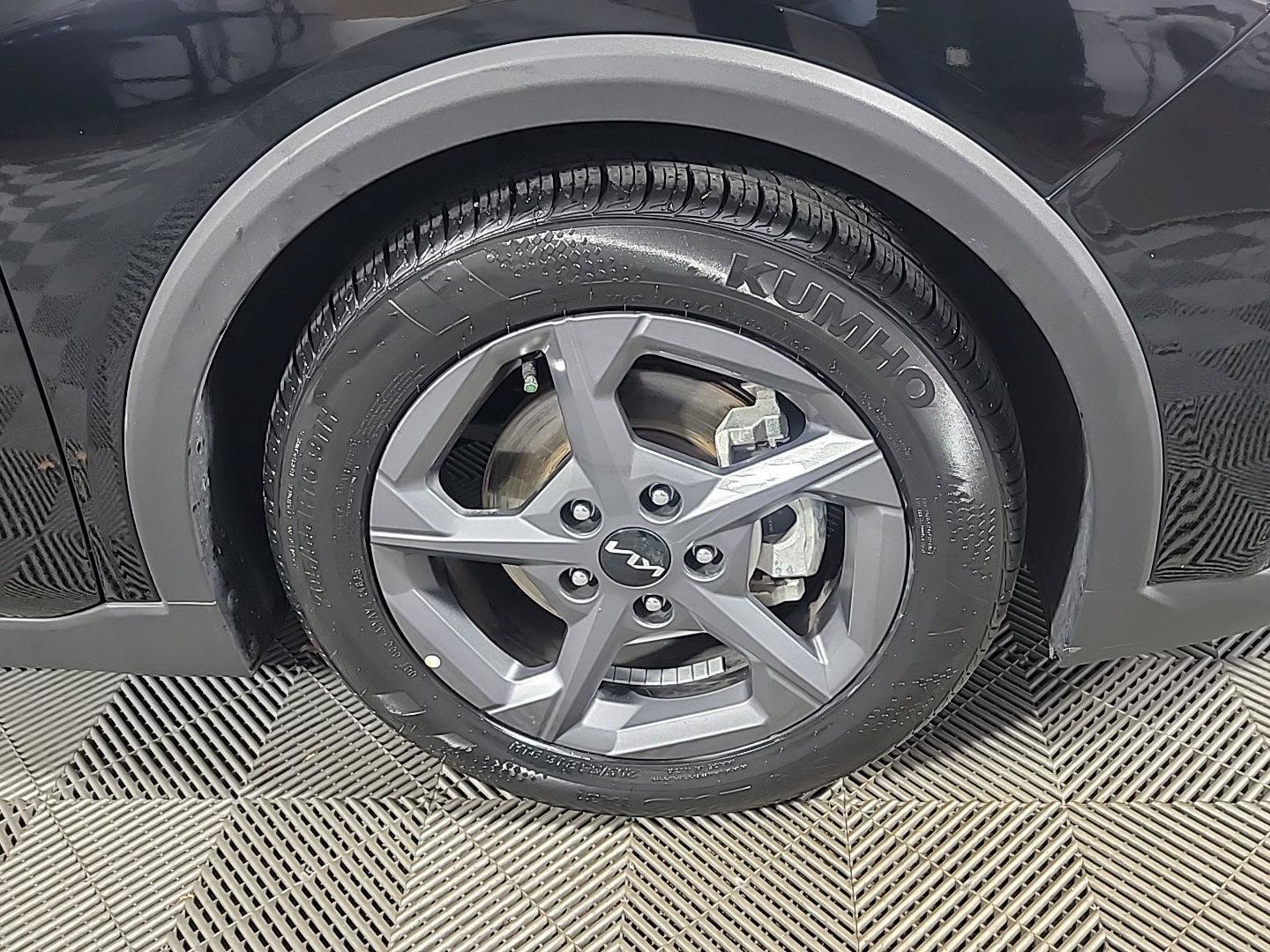 Certified 2025 Kia K4 FWD image 3
