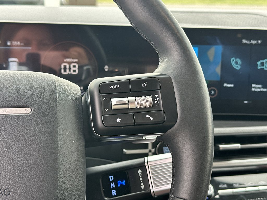 New 2025 Hyundai Santa Fe SEL FWD image 15