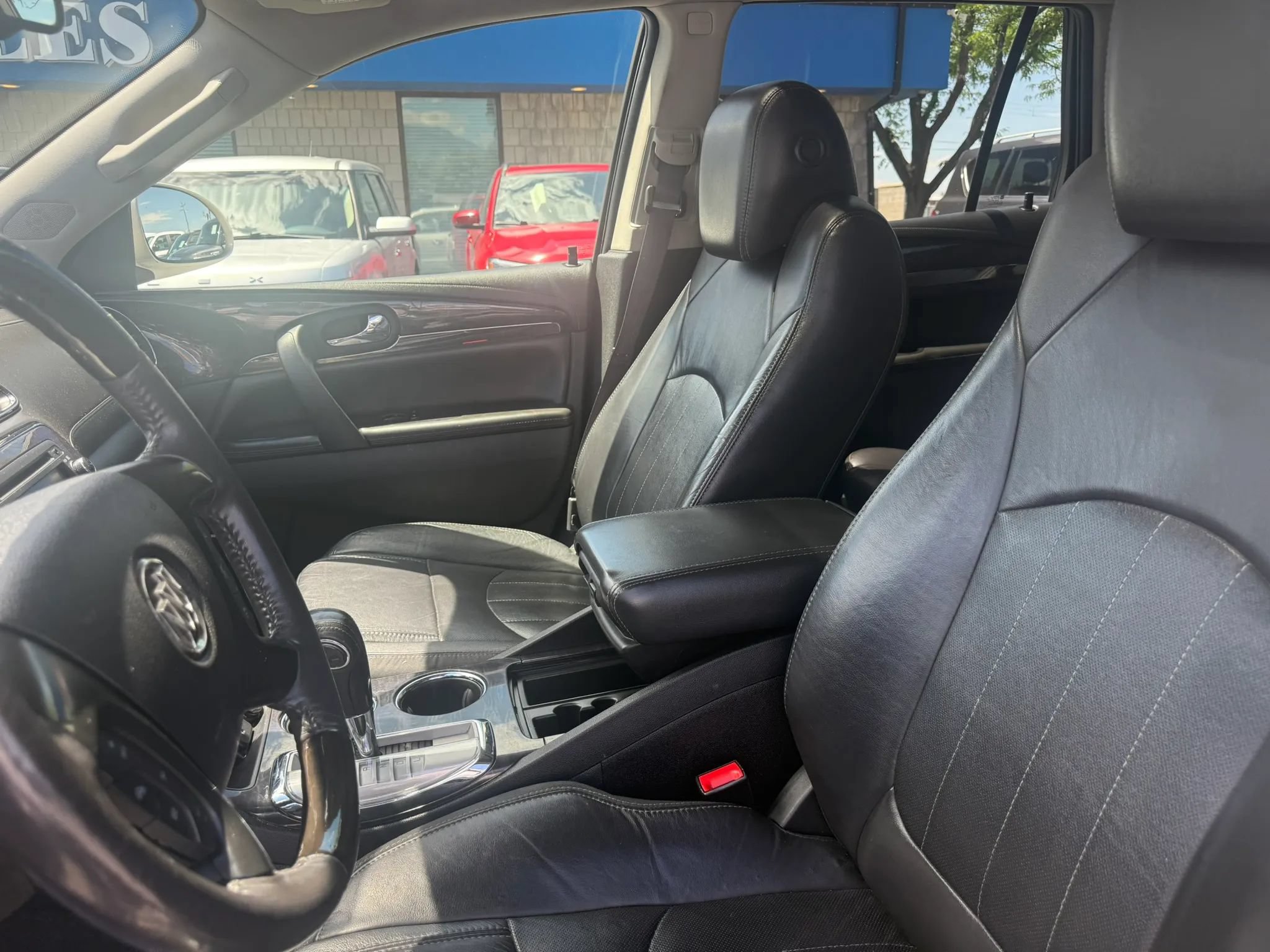 Used 2015 Buick Enclave Leather w/ Trailering Package AWD/4WD image 19