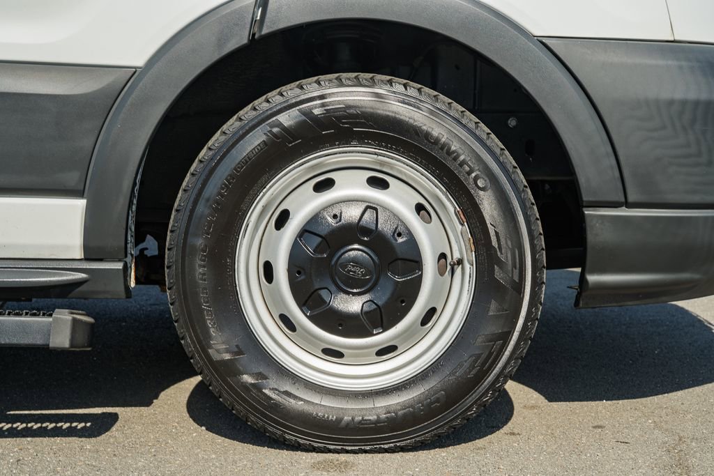 Used 2016 Ford Transit 350 XL image 19