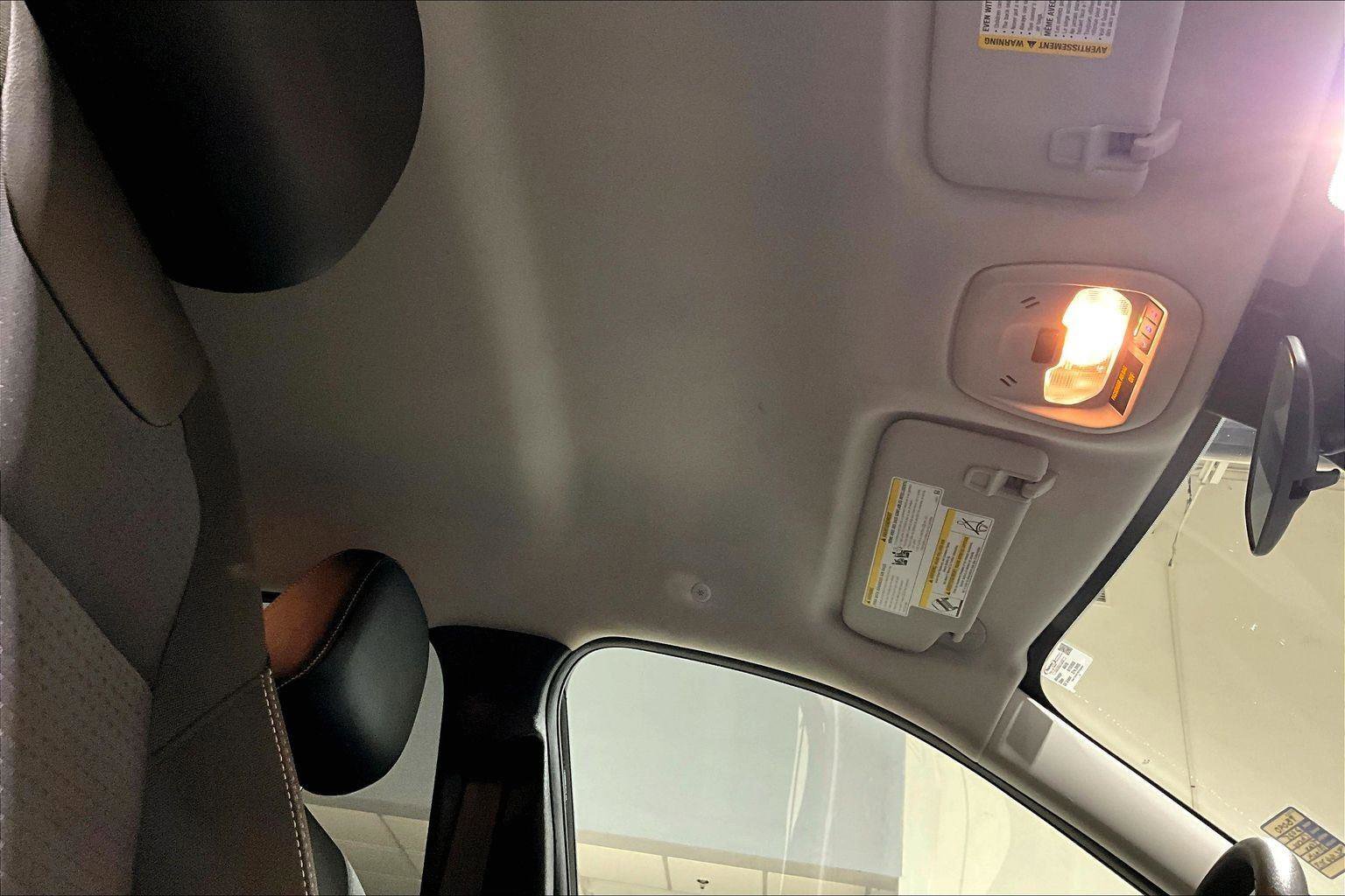 Used 2025 Chevrolet Trax LT image 23