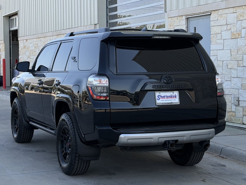 Used 2024 Toyota 4Runner TRD Off-Road Premium w/ Moonroof Package AWD/4WD image 4
