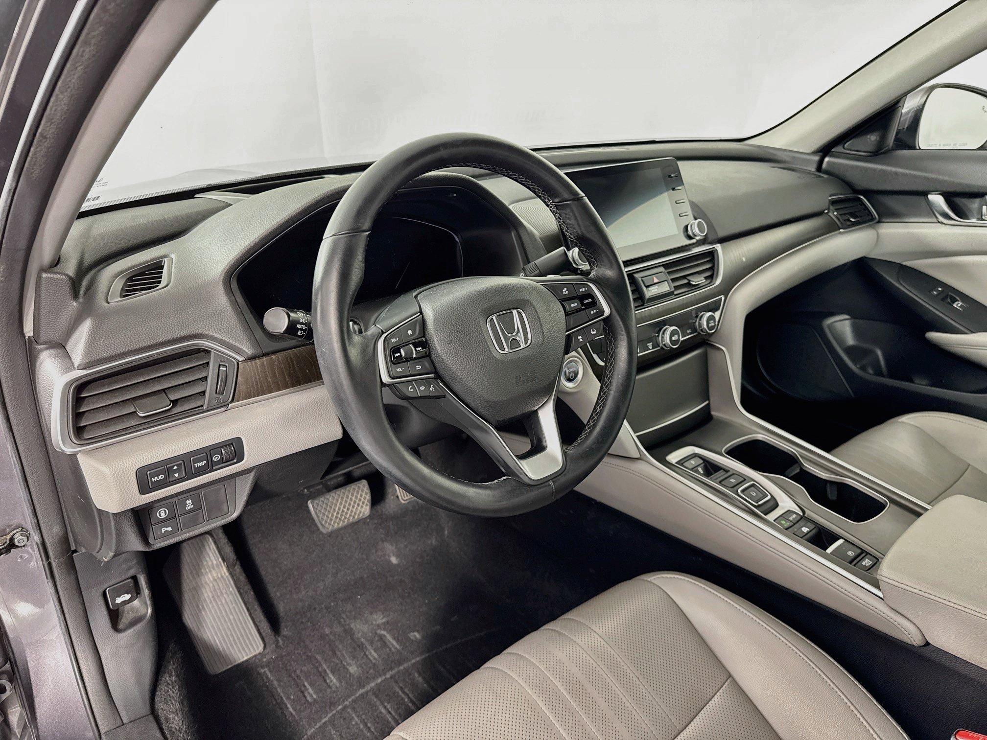 Certified 2019 Honda Accord Touring image 9